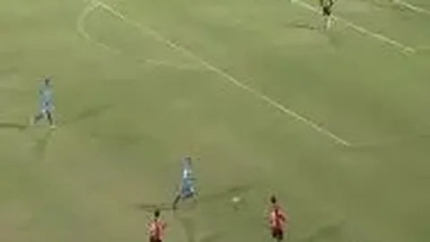 青岛海牛：成功保级喜讯后，挑战与隐忧同在！